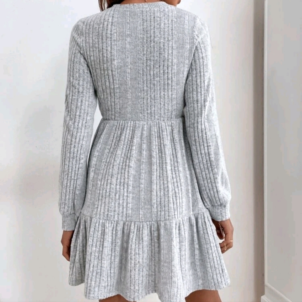 Long Sleeve Ruffle Dress - Picture 3 of 4